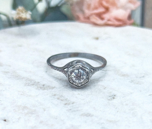 Antique Art Deco Filigree engagement ring in 14K / 10K White Gold Old European Cut