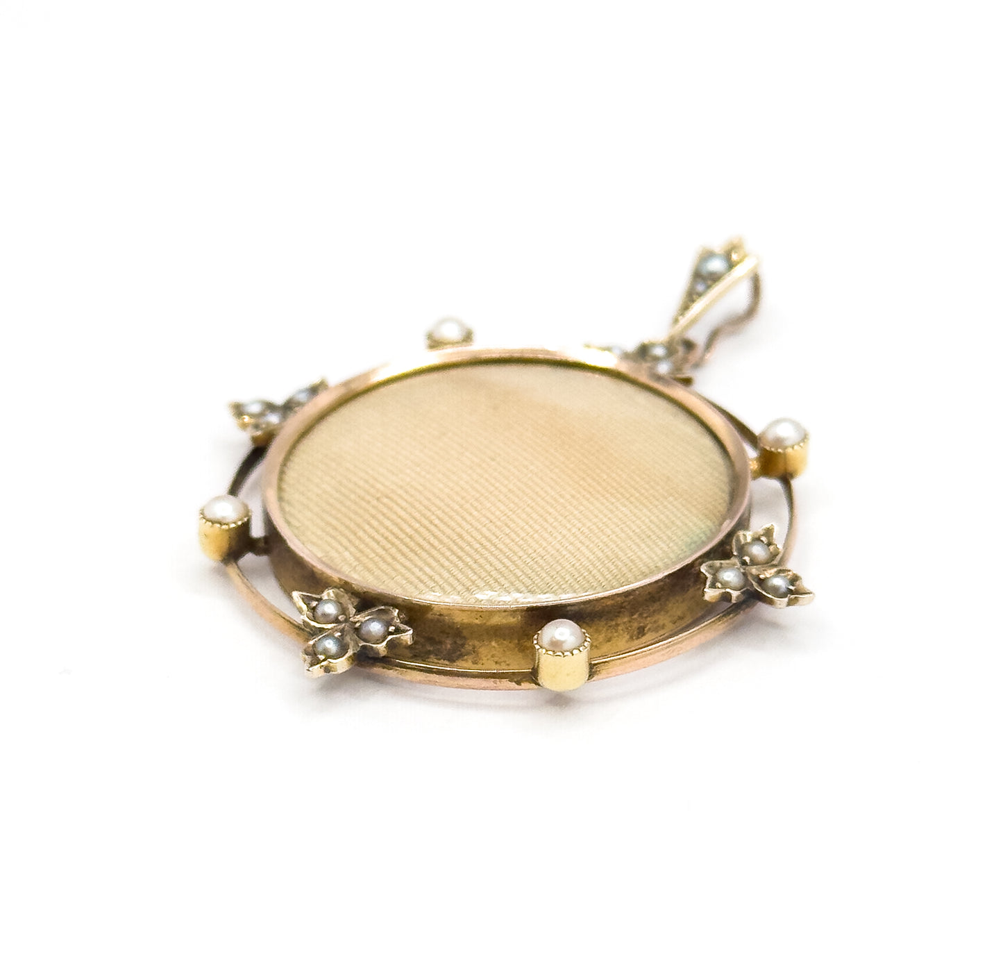 Edwardian locket pendant with Pearls and Ivy motif in 9k Gold