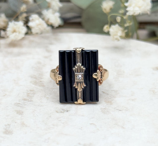 Vintage Ribbed Onyx & Diamond Ring in 10K Yellow Circa 1940