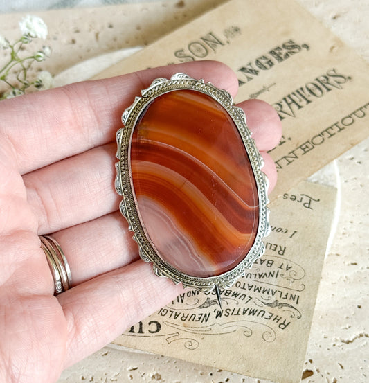 Victorian Scottish Banded Agate Oval Brooch