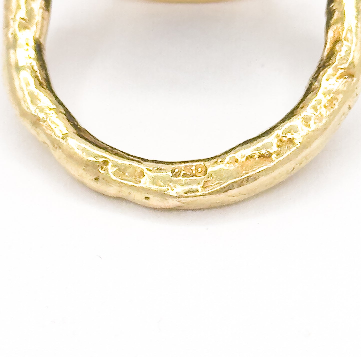 Ancient Roman Coin Ring in Contemporary Mounting in 18K Gold