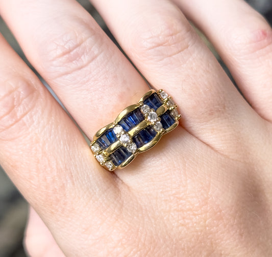 Vintage Baguette Sapphire & Diamond Scalloped Ring in 14K Gold