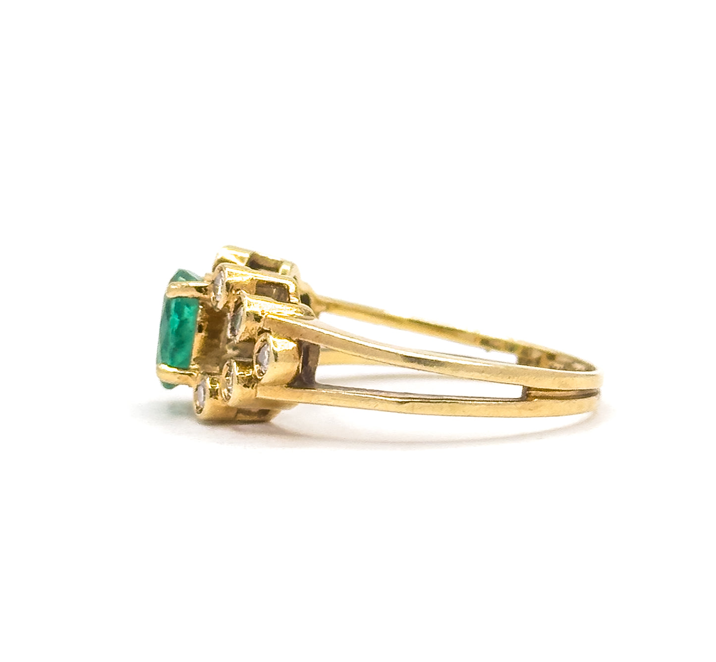 Late 20th Century Emerald & Diamond Ring in 18K Yellow Gold