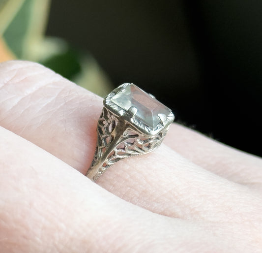 Art Deco Aquamarine Ring in 10K White Gold filigree