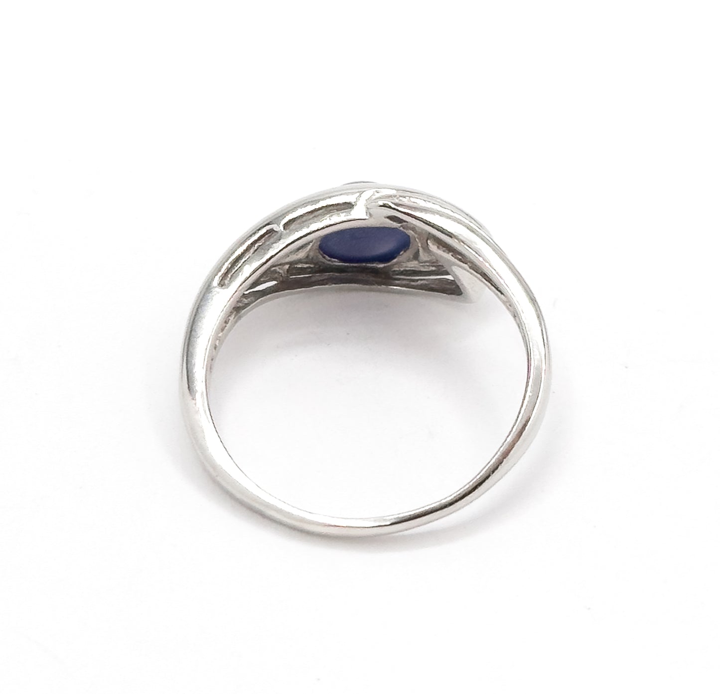 Vintage Star Sapphire Cabochon Ring in White Gold