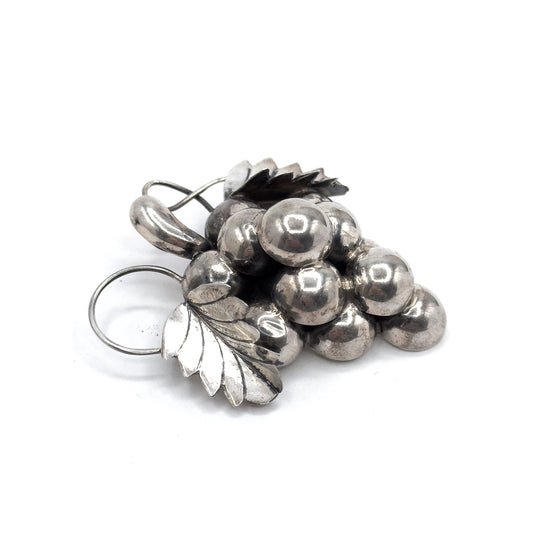 Mid-Century Iguala Mexico Grape Cluster Brooch in Silver