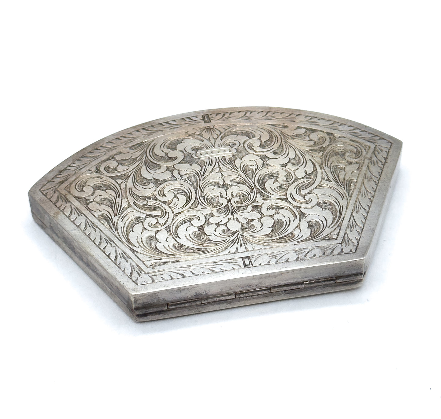Beautiful Antique 800 Silver Engraved Acanthus Leaf Compact Case - AS IS