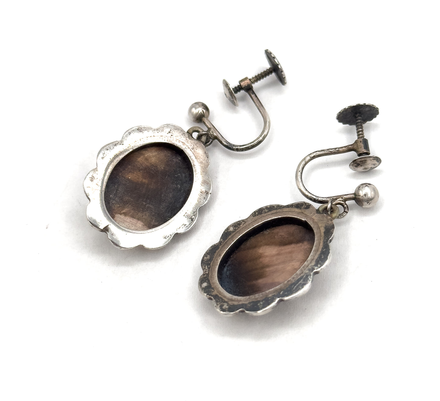 Vintage Abalone Shell Cameo Screw Back Earrings in Silver