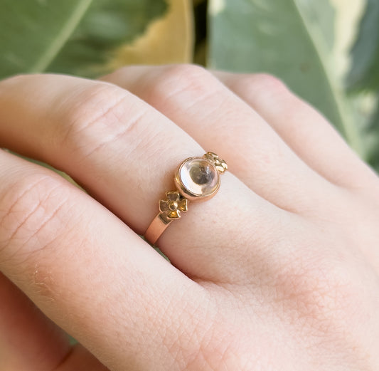 Vintage Russian Ring with Pink Cabochon Quartz in Rose Gold