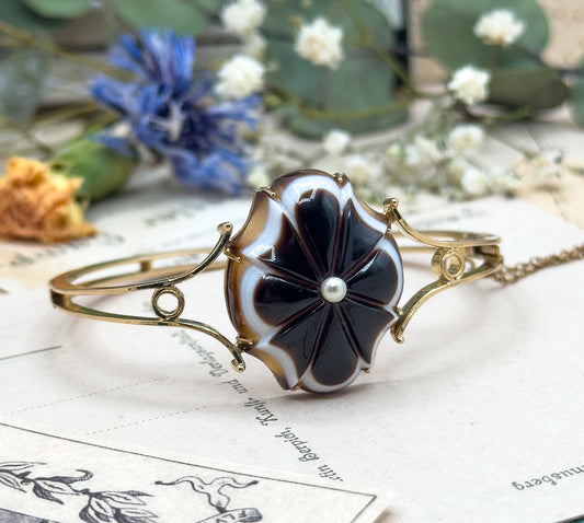 Victorian Banded Agate Bracelet in 14K Yellow Gold Solid Gold Bullseye Agate with Pearl