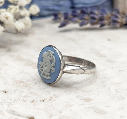 Vintage Wedgewood Ring in Sterling Silver with Cupid Camoe