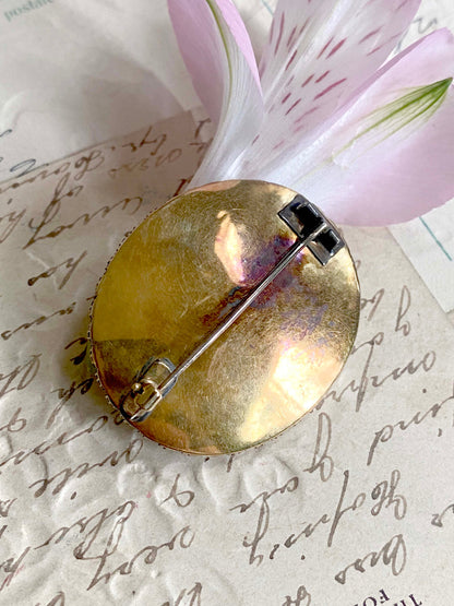 Victorian Mourning Hairwork Brooch with Bubble Glass and Seed pearl Halo in Gold
