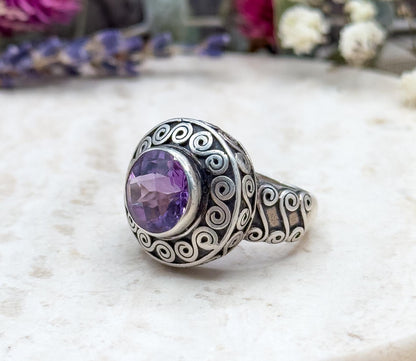 Vintage Checkerboard Amethyst Swirl Design Ring in Sterling Silver Chunky