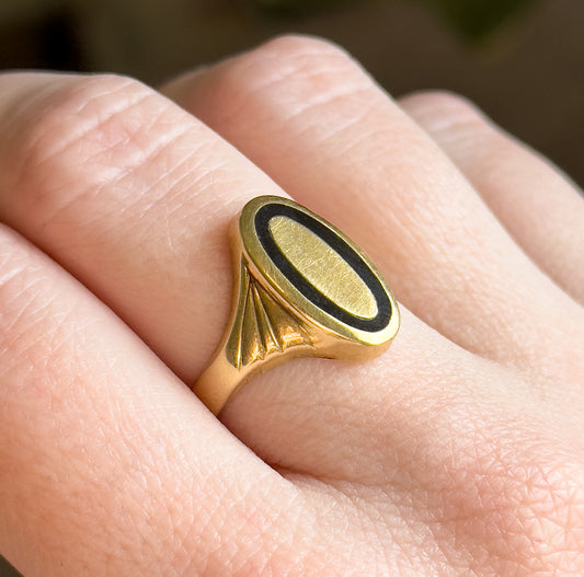 Vintage Onyx Inlay Signet Ring in 14K Gold
