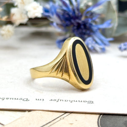 Vintage Onyx Inlay Signet Ring in 14K Gold