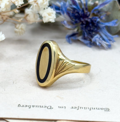 Vintage Onyx Inlay Signet Ring in 14K Gold