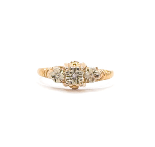 Vintage Rose Cut Diamond Solitaire Ring with Floral Details in 14K Gold