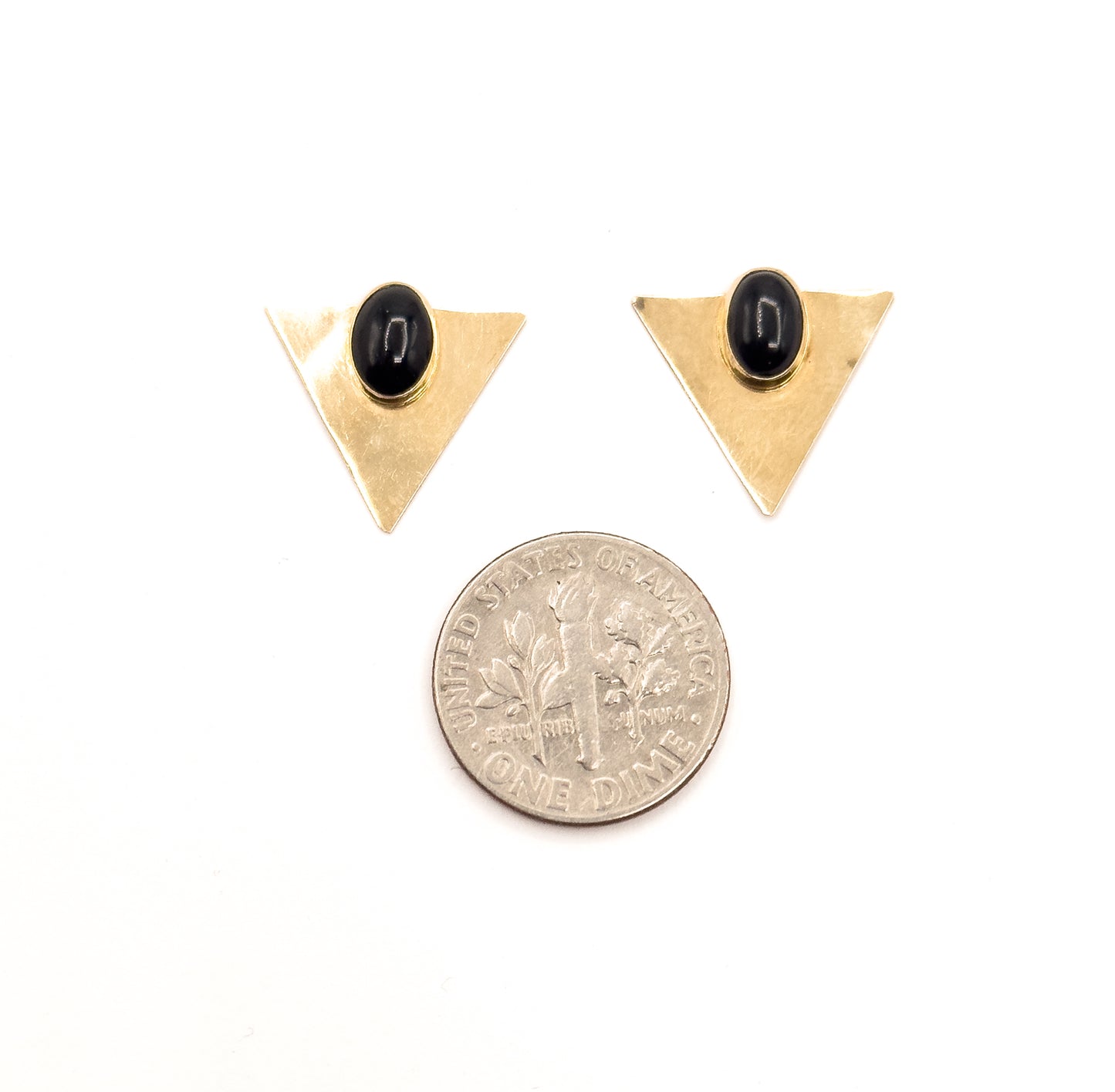 Vintage 1990s Triangular Stud Earrings w Onyx Cabochon in 10K Gold