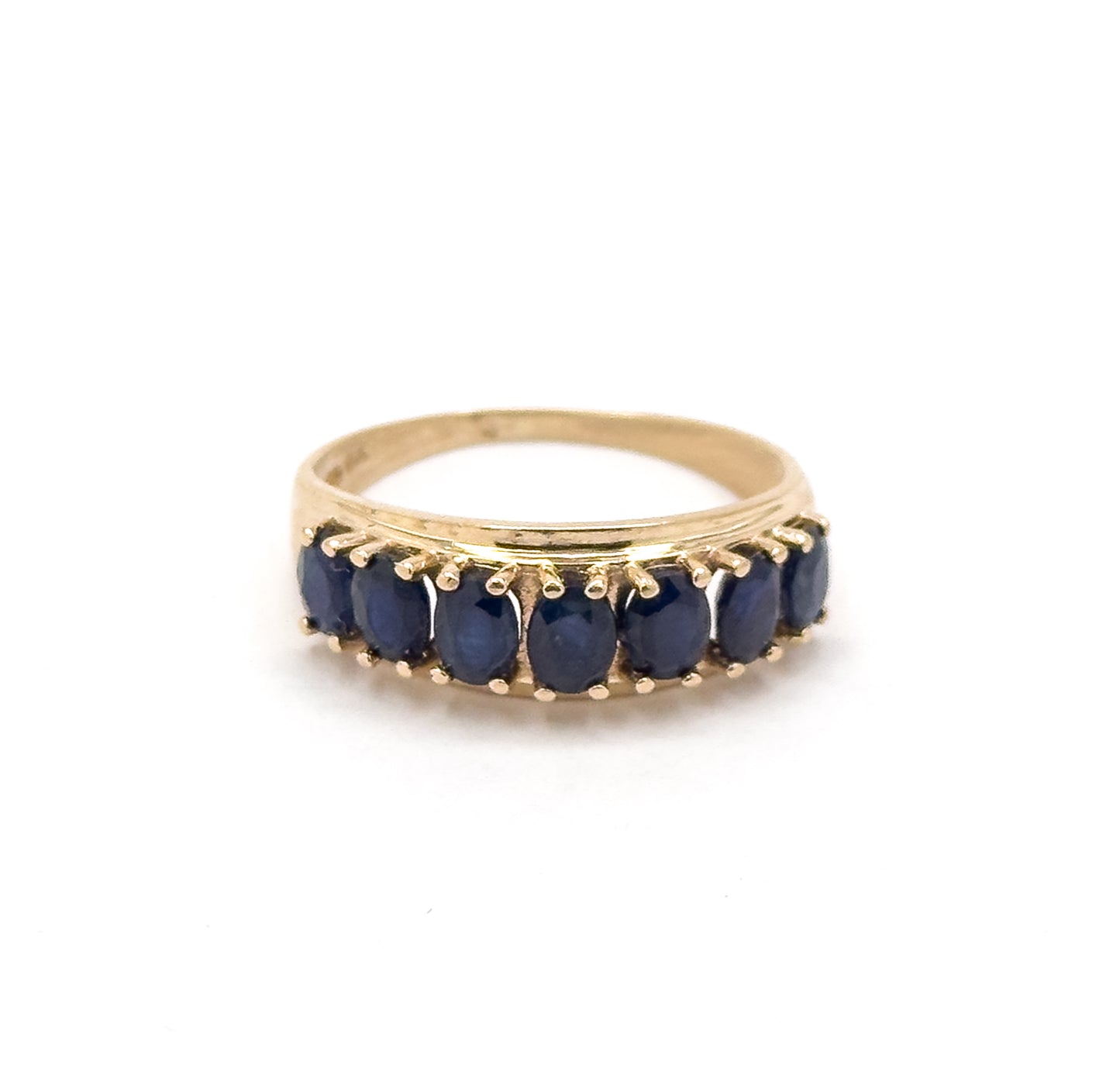 Vintage Oval Sapphire Ring in 10K Yellow Gold