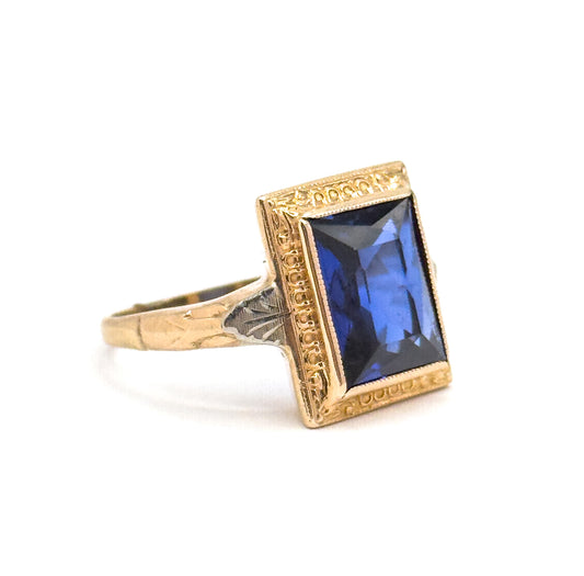 Vintage 1940s Created Sapphire Ring in 10K Gold