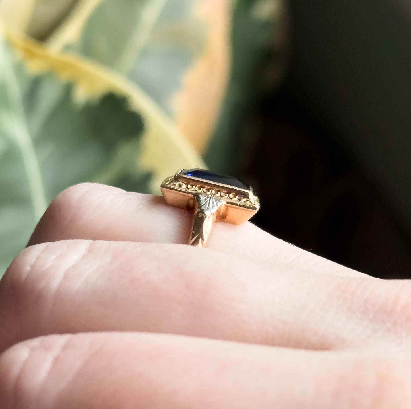 Vintage 1940s Created Sapphire Ring in 10K Gold