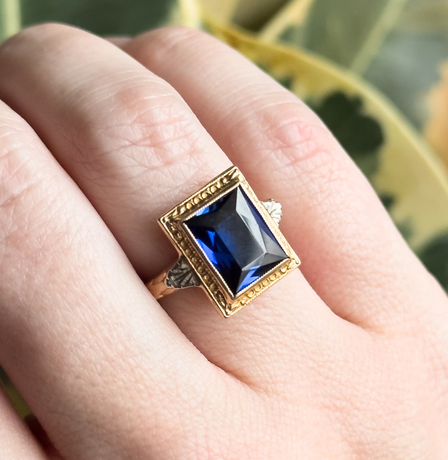 Vintage 1940s Created Sapphire Ring in 10K Gold