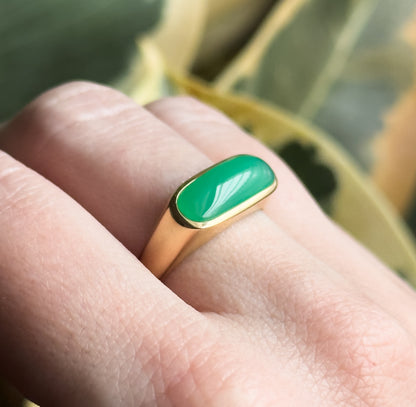 Vintage Chrysoprase Saddle Ring in 14K Yellow Gold