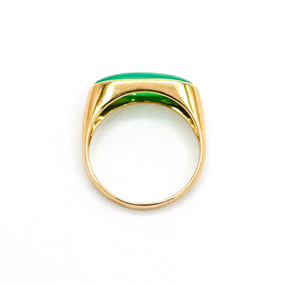 Vintage Chrysoprase Saddle Ring in 14K Yellow Gold