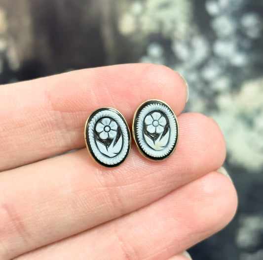 Victorian Forget Me Not Flower Stud Earrings in 10K Gold