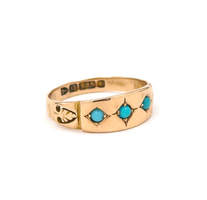 Antique Turquoise Cabochon Ring in 15K Gold, fully hallmarked