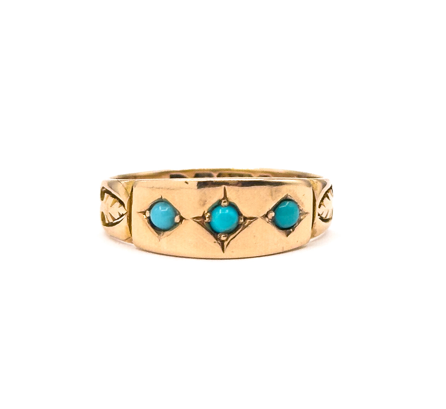 Antique Turquoise Cabochon Ring in 15K Gold, fully hallmarked