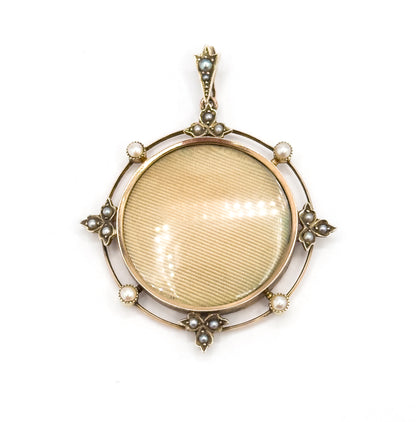 Edwardian locket pendant with Pearls and Ivy motif in 9k Gold