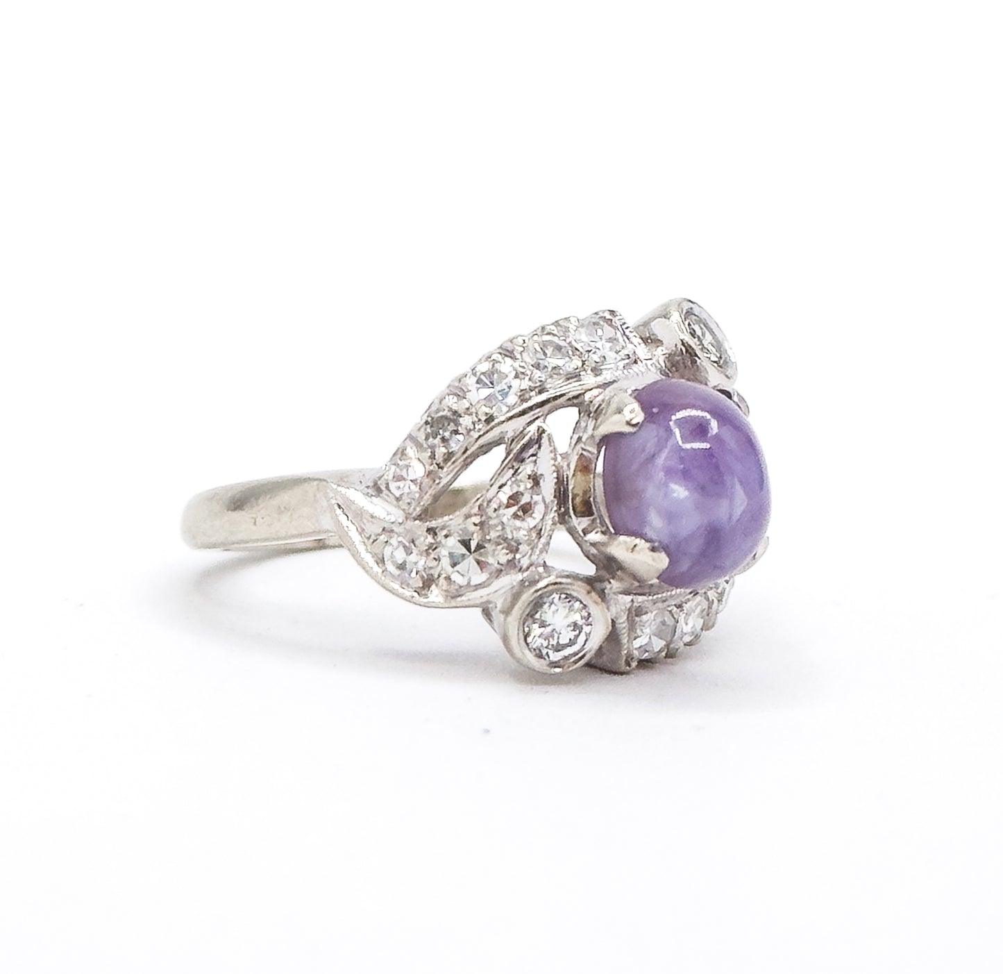 Mid-Century natural Purple Sapphire & Diamond Ring in White Gold