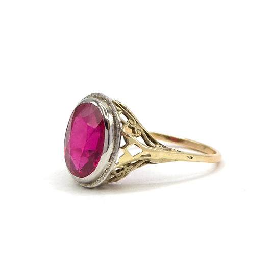 Art Deco Ruby Filigree Ring in Two Tone Gold