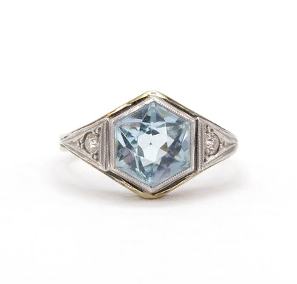 Art Deco Hexagonal Aquamarine Ring in Gold & Platinum