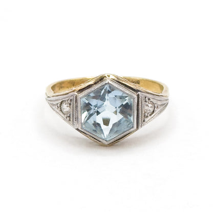 Art Deco Hexagonal Aquamarine Ring in Gold & Platinum