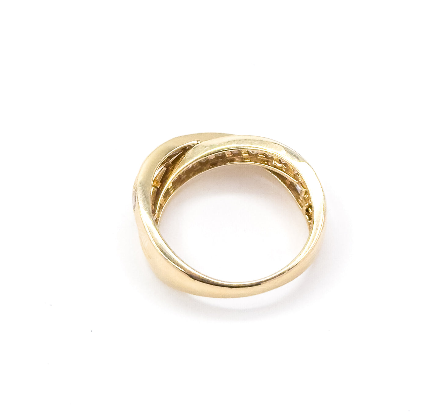 Vintage 90s - Early 2000s X Crossover Ring in Gold