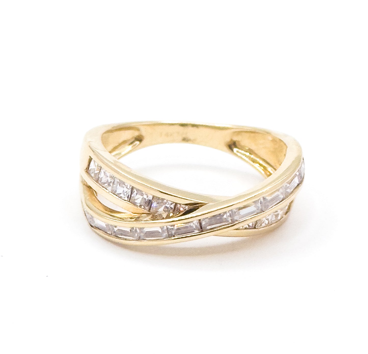 Vintage 90s - Early 2000s X Crossover Ring in Gold