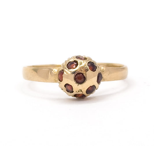 Vintage Handmade Garnet Ring in 16K yellow gold