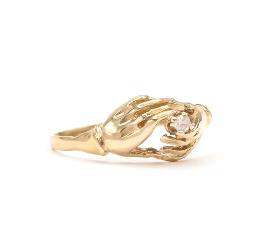 Vintage Clasped hands Ring in 14K Gold