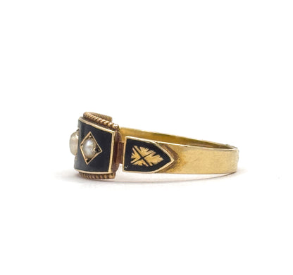 Victorian Pearl & Enamel Mourning Ring in 15K Yellow Gold, Hallmarked