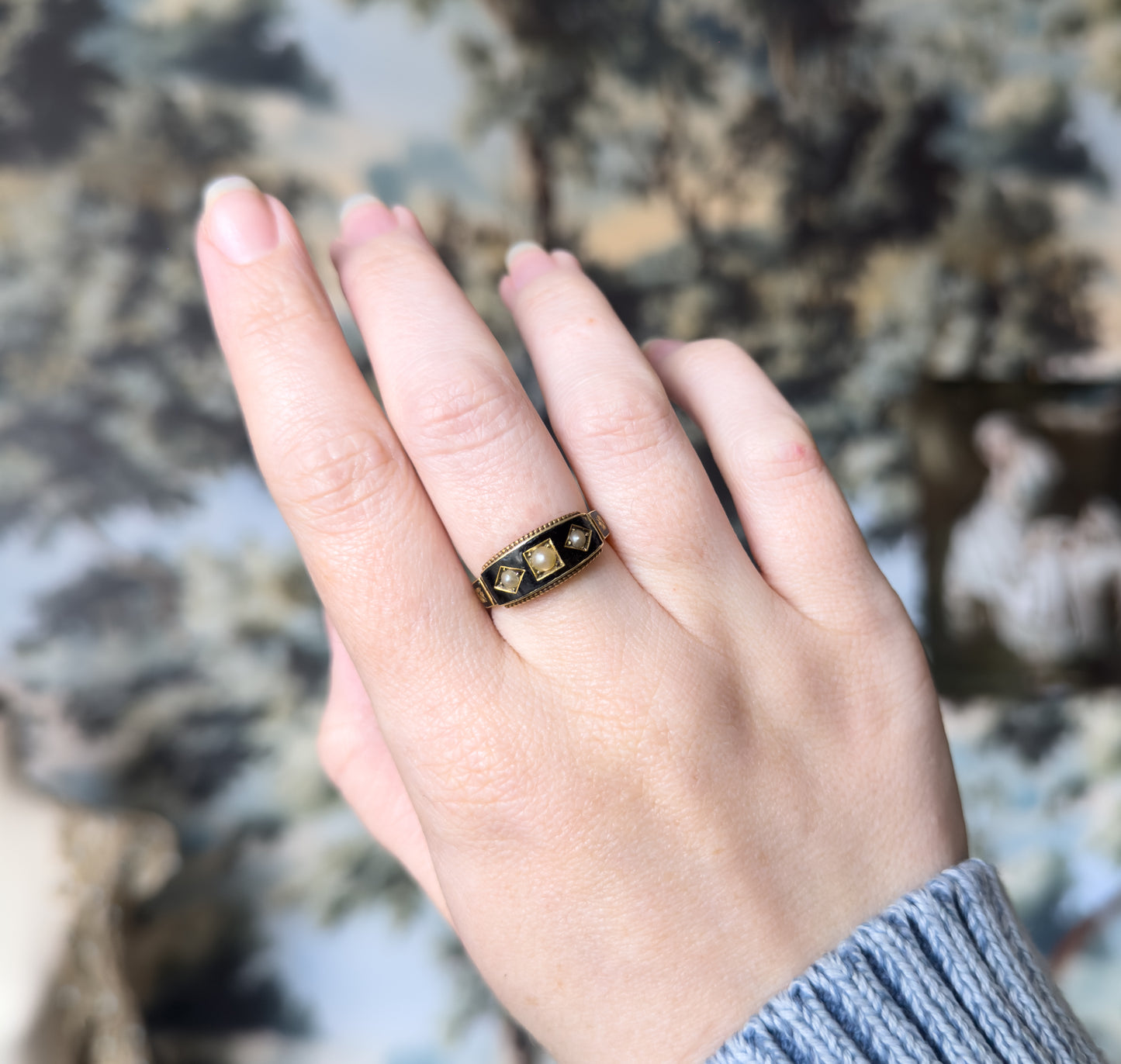 Victorian Pearl & Enamel Mourning Ring in 15K Yellow Gold, Hallmarked