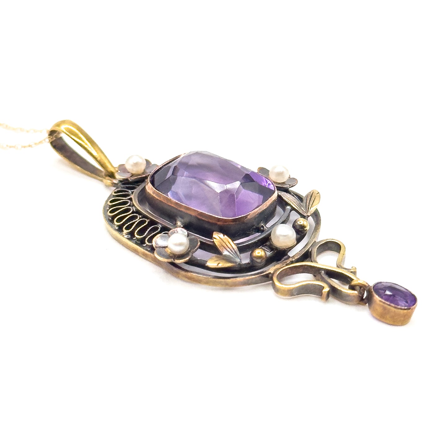 Art Nouveau Amethyst & Seed Pearl Necklace in 14K Yellow Gold