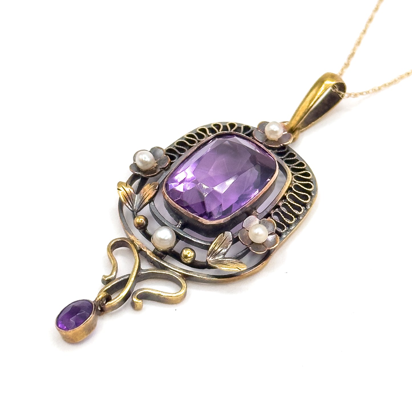 Art Nouveau Amethyst & Seed Pearl Necklace in 14K Yellow Gold