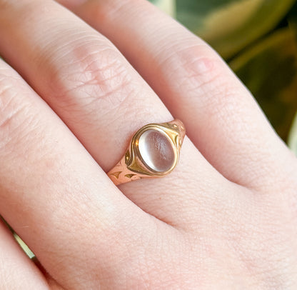 Edwardian Crystal Quartz Cabochon Ring in 10K Yellow Gold - AS IS