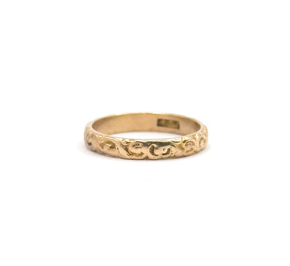 Art Nouveau Swirl Baby Ring in 12K Yellow Gold