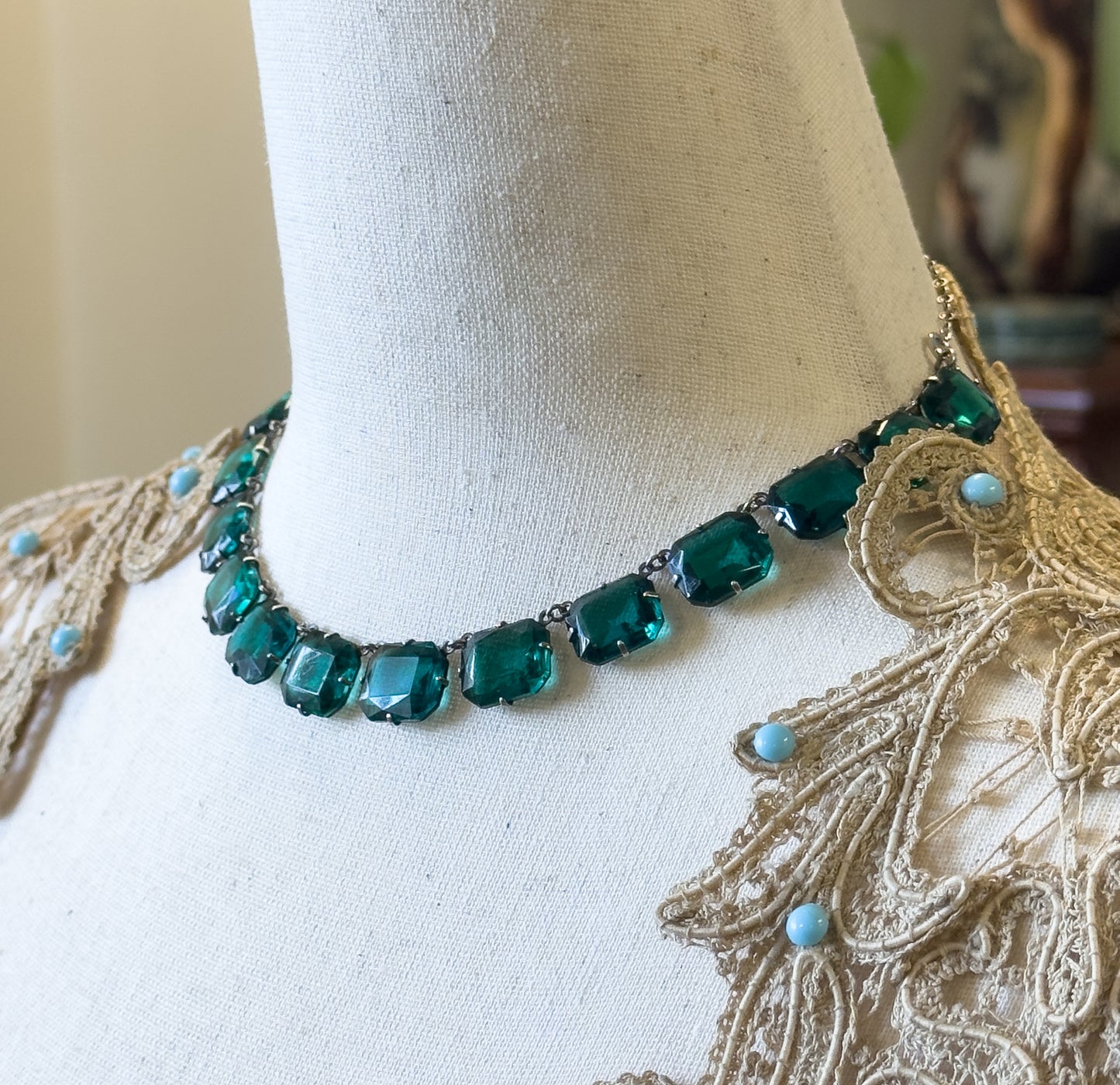 Art Deco Emerald Green Glass Rivière Necklace in Sterling Silver