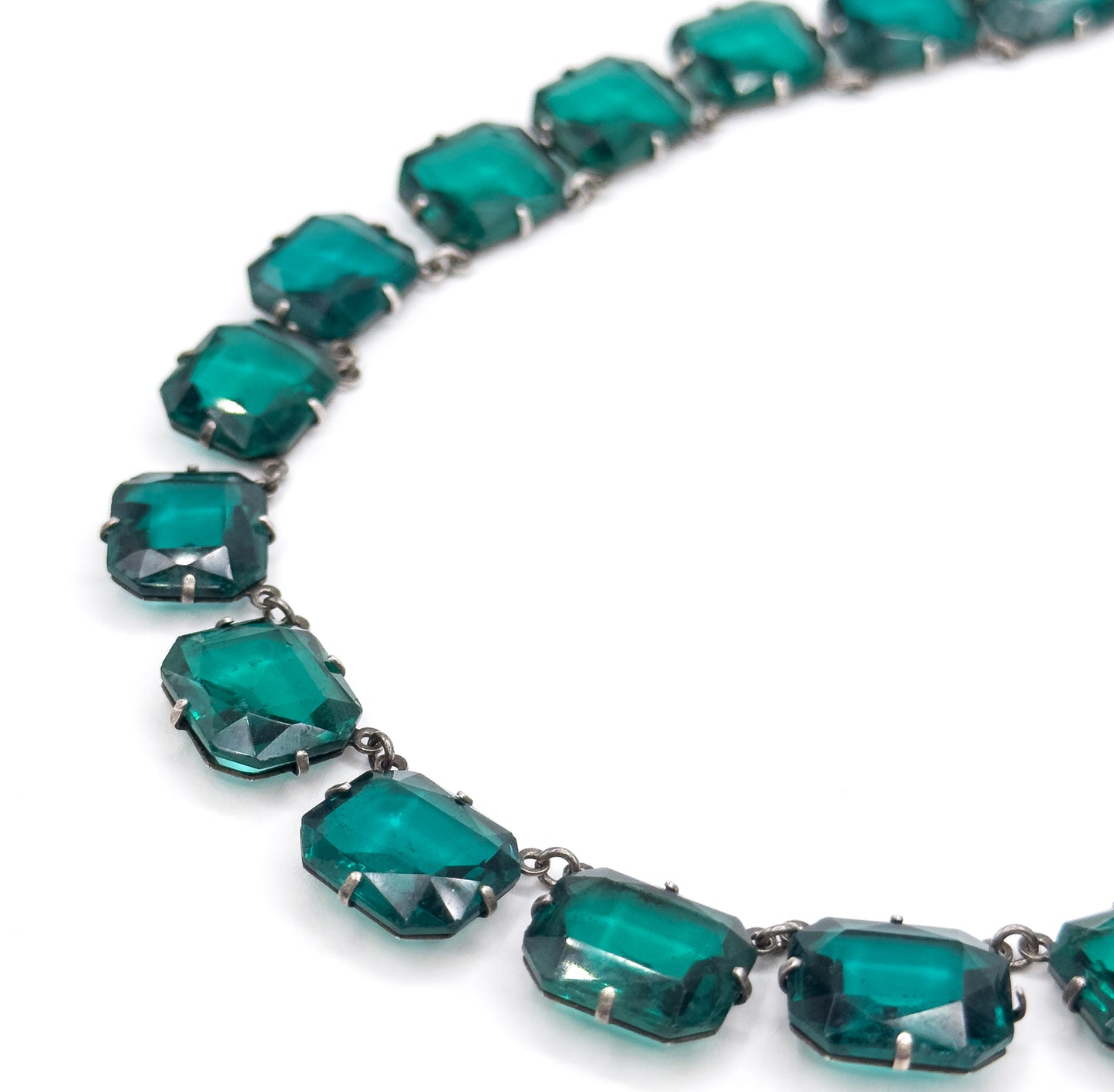 Art Deco Emerald Green Glass Rivière Necklace in Sterling Silver