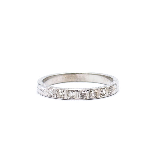 Art Deco Diamond Band in 16K White Gold