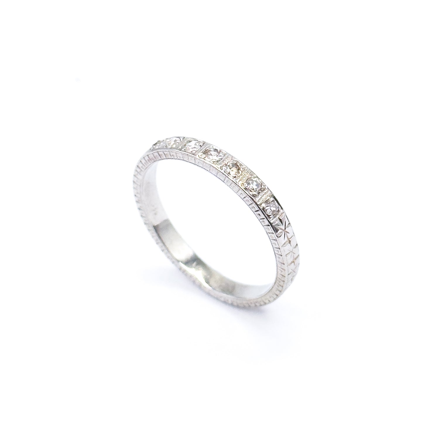 Art Deco Diamond Band in 16K White Gold